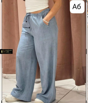 Джинсы #23334290