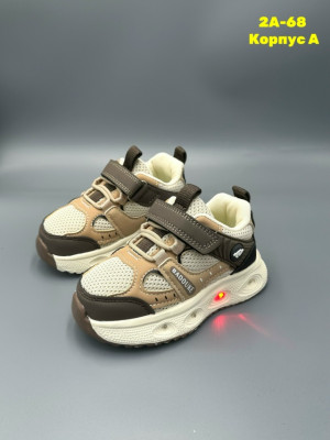 Кроссовки #23334508