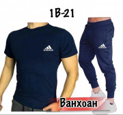Спортивный костюм