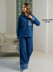 Костюм