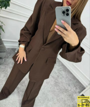 Костюм