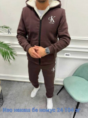Костюм