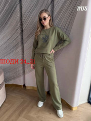 Костюм