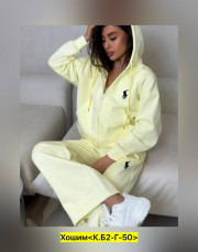 Костюм