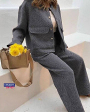 Костюм