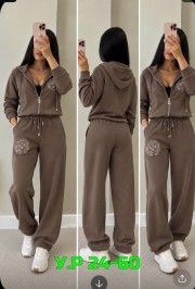 Костюм