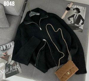Свитер #23518311