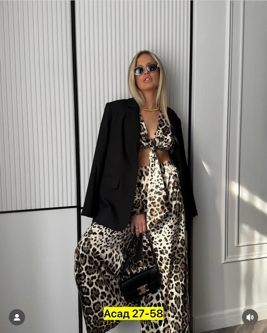 Костюм 22910506