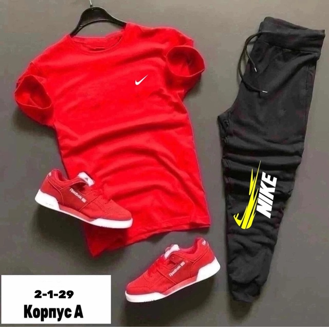Спортивный костюм 22911783