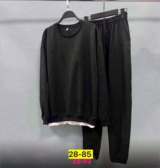 Спортивный костюм 22910819