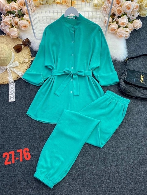 Костюм 22910929