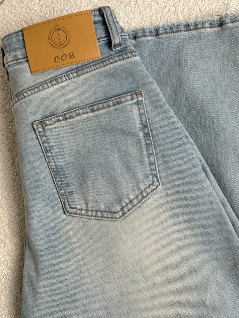 Джинсы 22911429