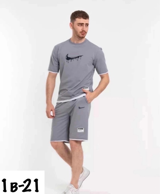 Спортивный костюм 22912042