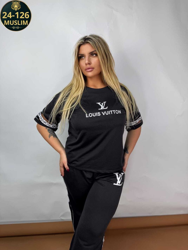 Спортивный костюм 22923043