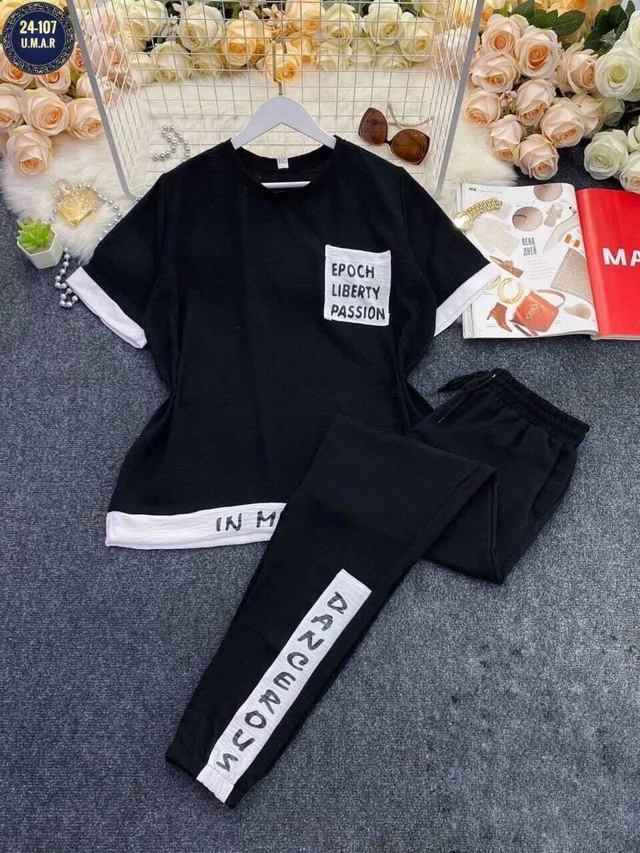 Спортивный костюм 22923315