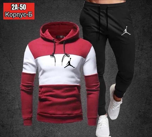 Спортивный костюм 22924315