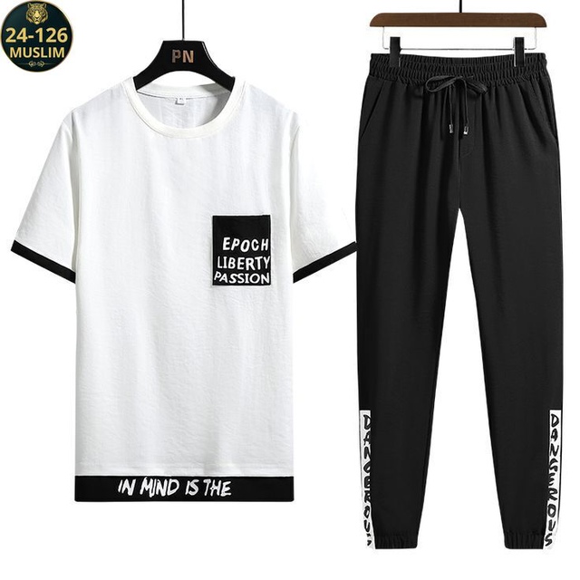 Спортивный костюм 22923917