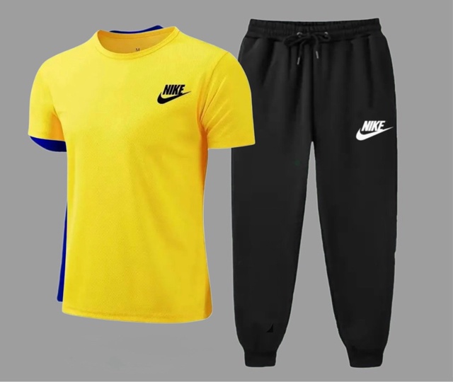 Спортивный костюм 22923839