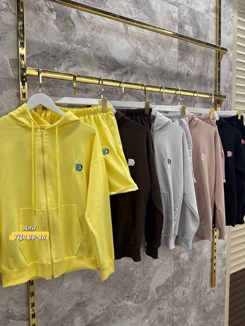 Спортивный костюм 22926605