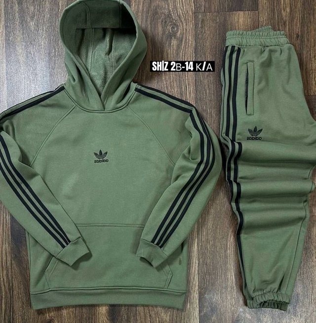 Спортивный костюм 22925607