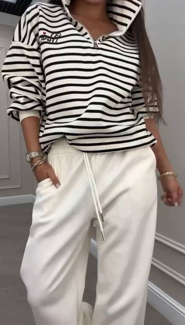 Спортивный костюм 22928521