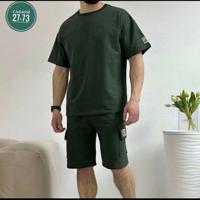 Спортивный костюм 22930287