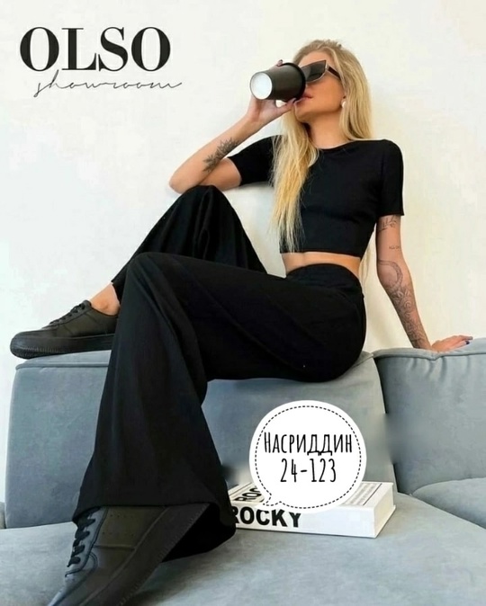 Спортивный костюм 22928833