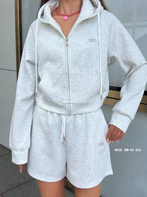Спортивный костюм 22930851