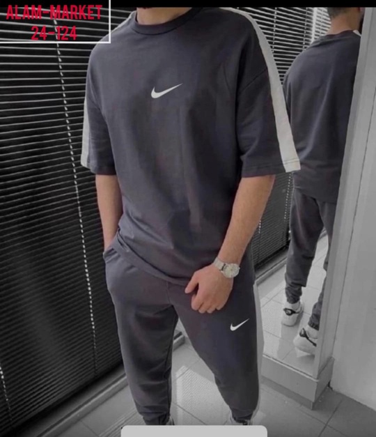 Спортивный костюм 22930697