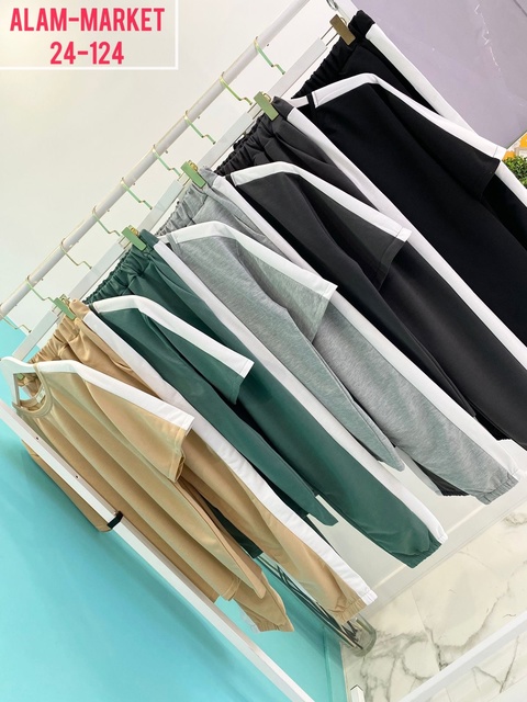 Спортивный костюм 22930697