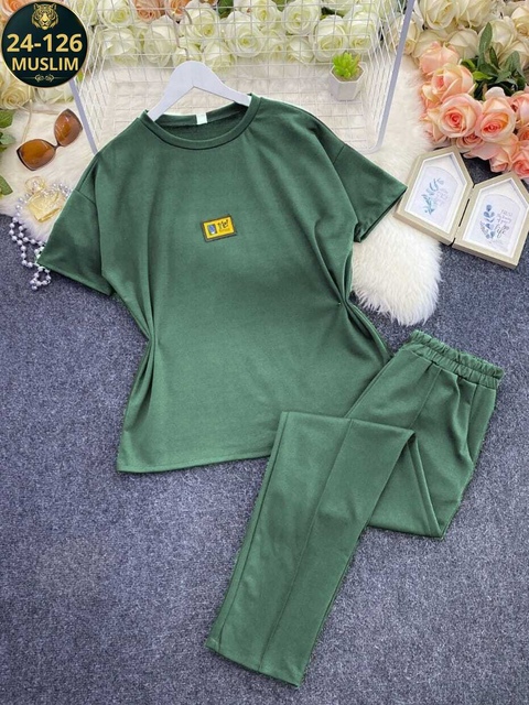 Спортивный костюм 22932424