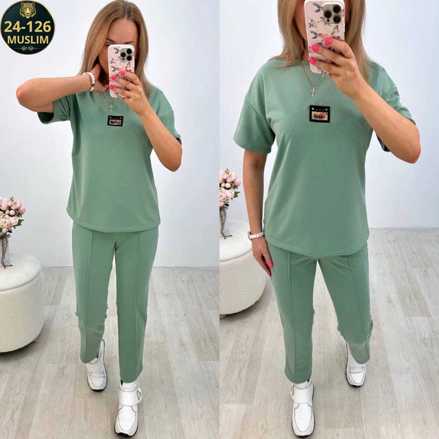 Спортивный костюм 22932424