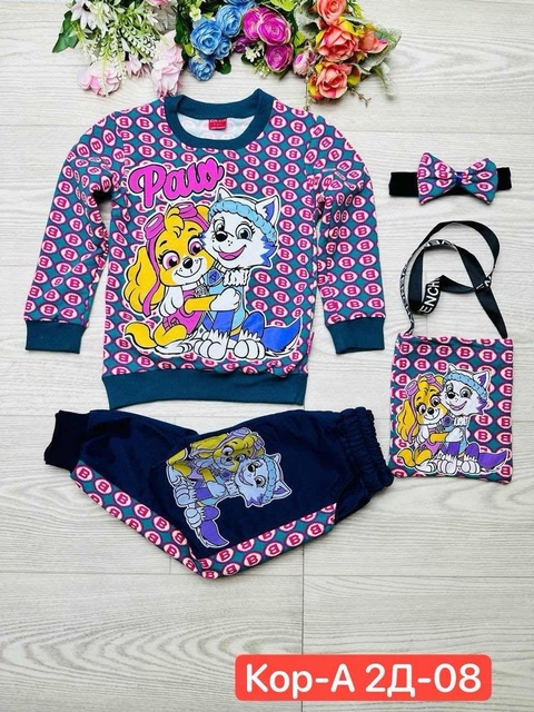 Спортивный костюм 22935175