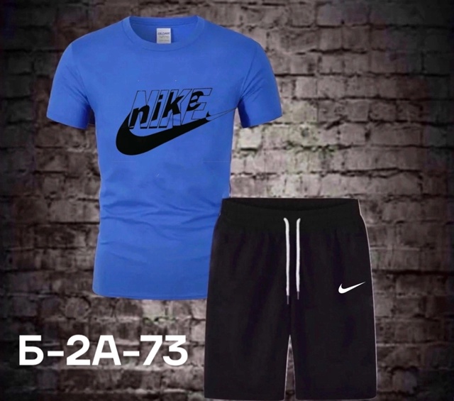 Спортивный костюм 22936916