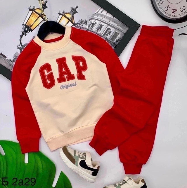 Спортивный костюм 22939732