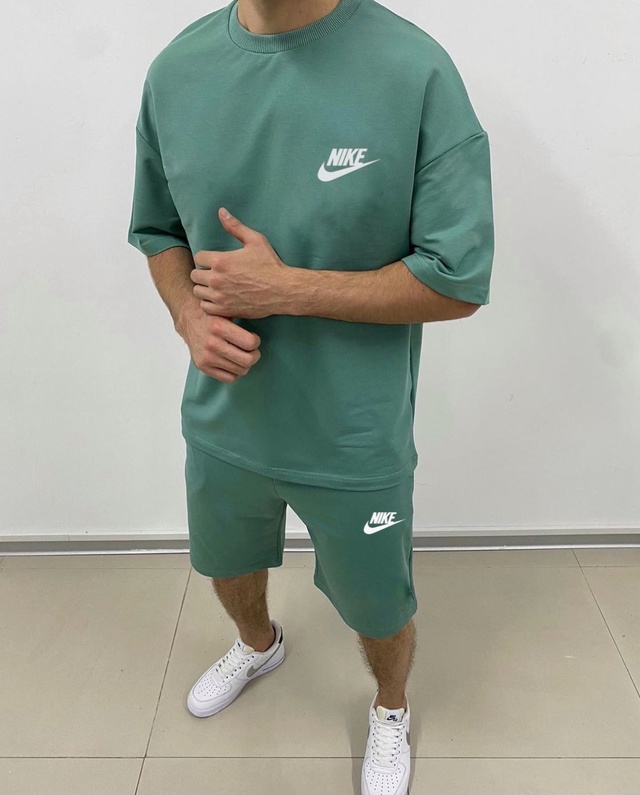 Спортивный костюм 22940801