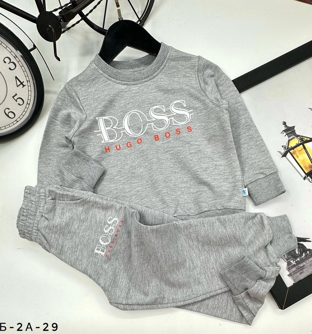 Спортивный костюм 22940941