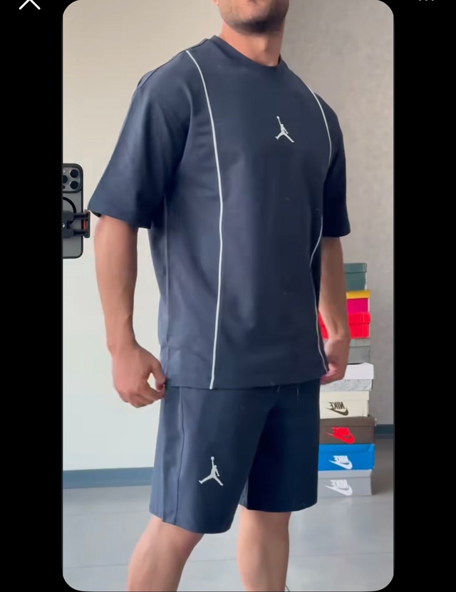 Спортивный костюм 22940884