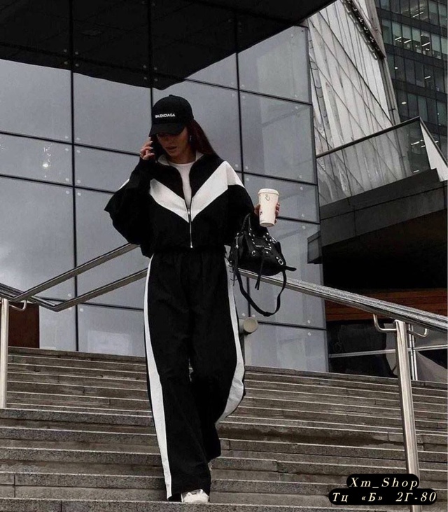 Спортивный костюм 22942106