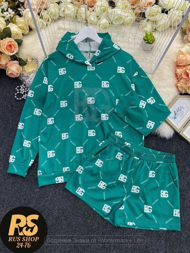 Спортивный костюм 22941841