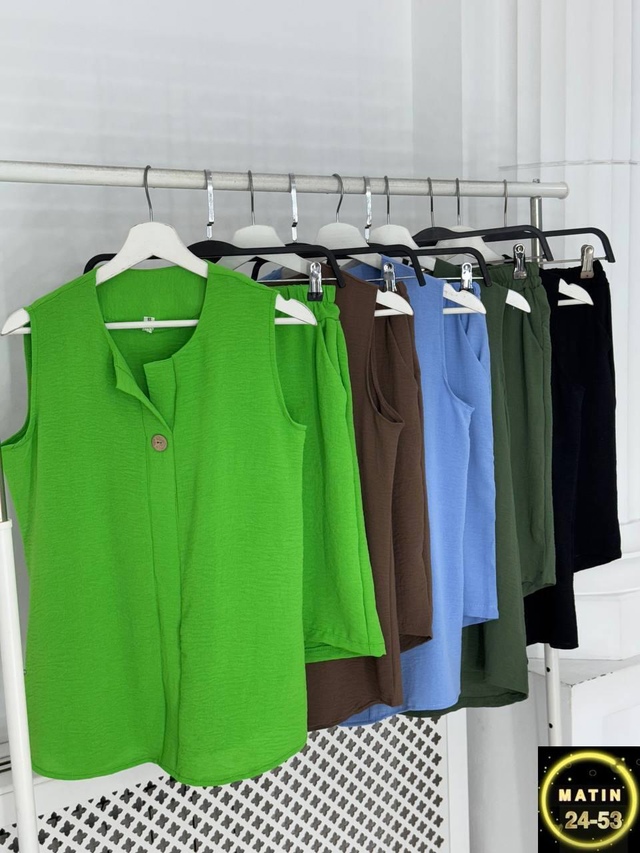 Костюм 22943333