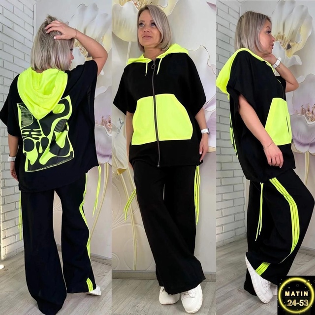 Спортивный костюм 22943849