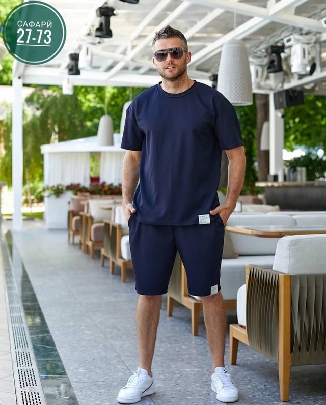 Спортивный костюм 22942845