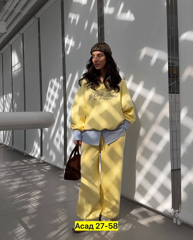 Спортивный костюм 22945219