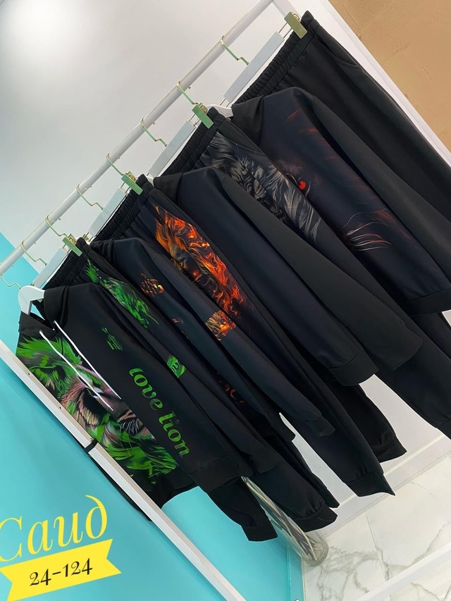 Спортивный костюм 22944225