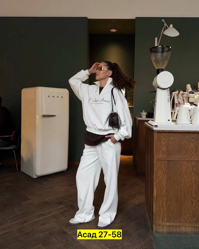 Спортивный костюм 22945219