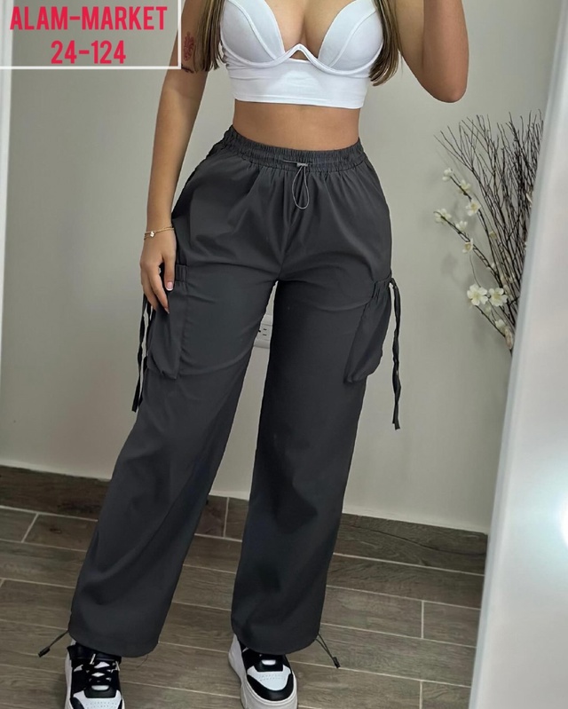 Спортивный костюм 22944779