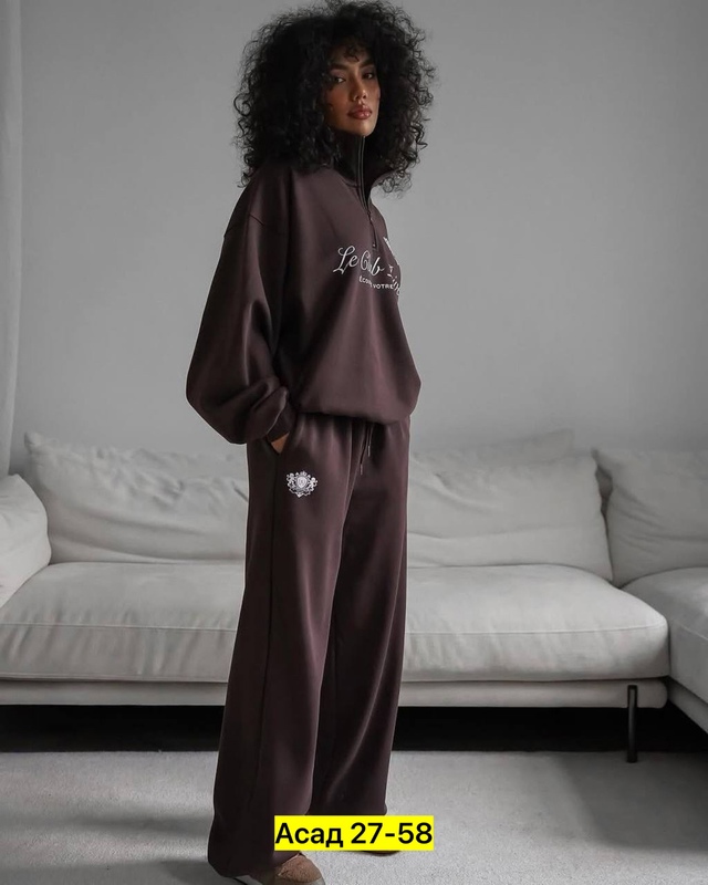 Спортивный костюм 22945219