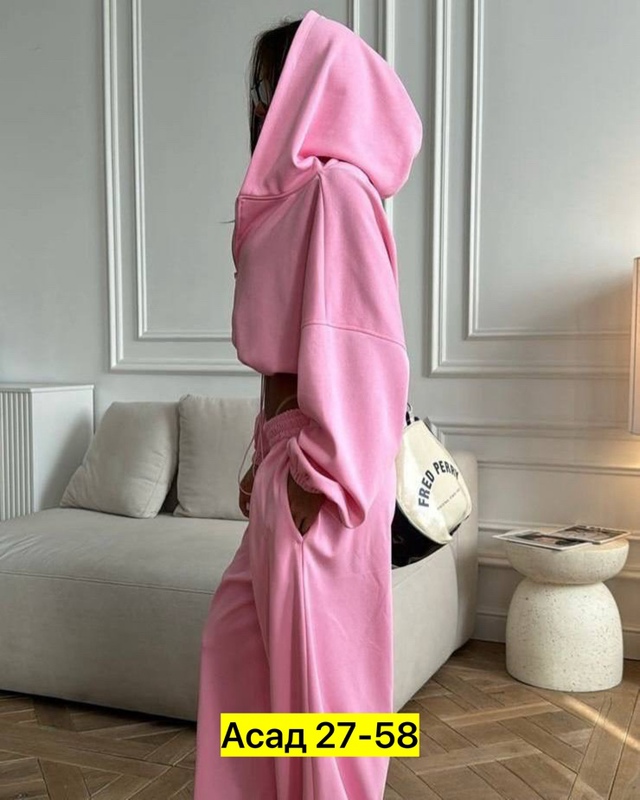 Спортивный костюм 22946914