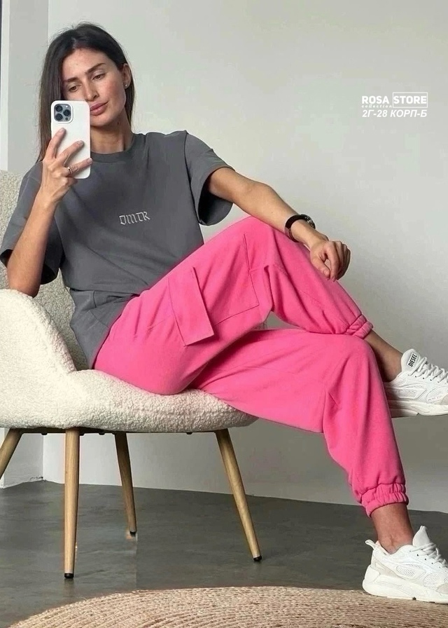 Спортивный костюм 22947609